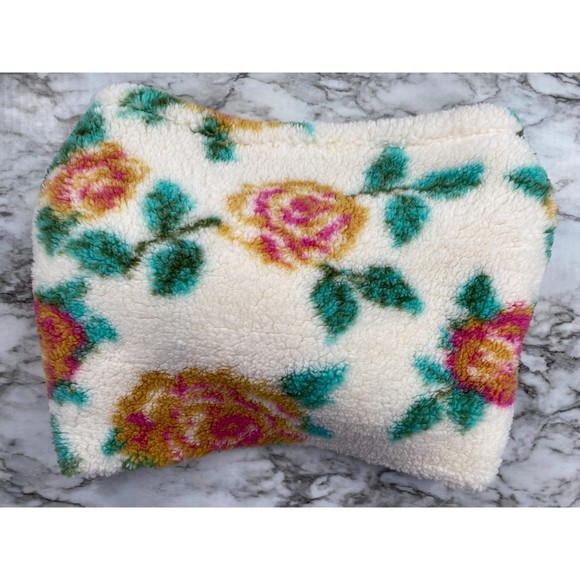 Jenni NWT Twisted Floral Print Sherpa Cowl Faux Fur Scarf White Multi OS New - Picture 4 of 7